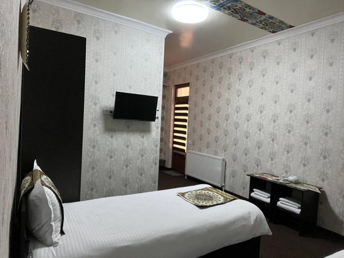 Old Safari Golden Location Guest House Bukhara Exterior foto