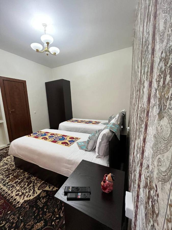 Old Safari Golden Location Guest House Bukhara Exterior foto